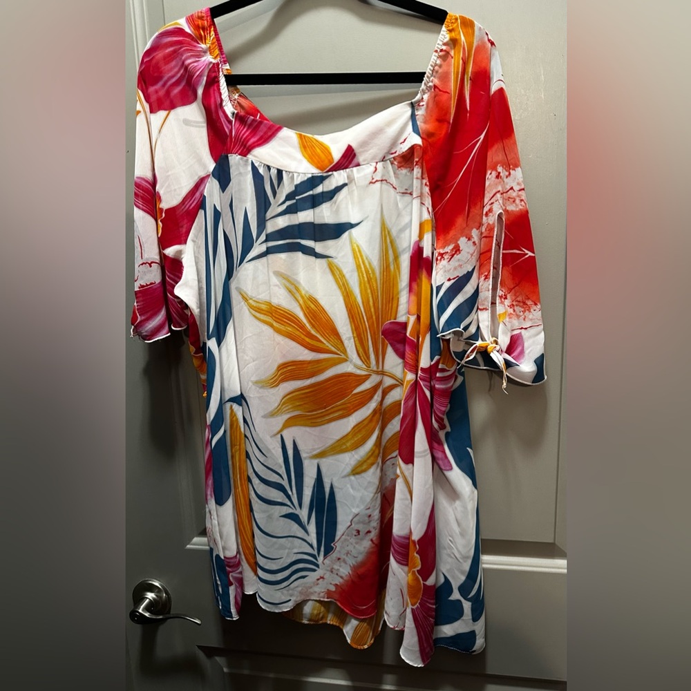 Venezia Size 22/24 Sheer Polyester Off the Shoulder Blouse Pre-owned